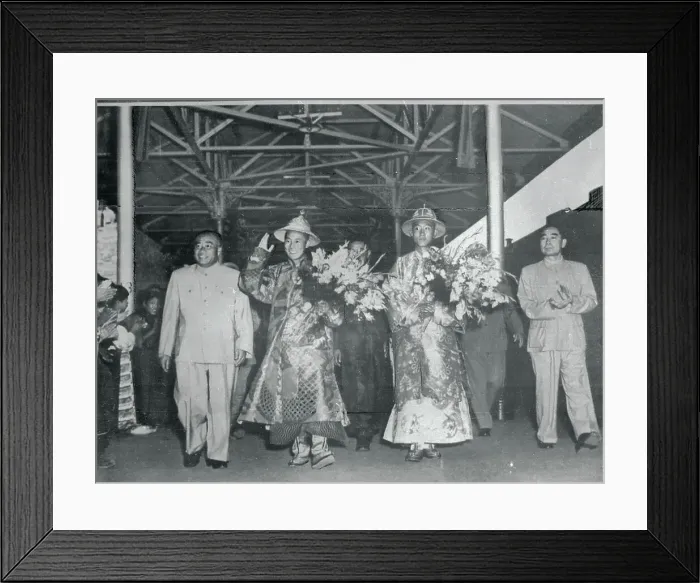 Framed Print : Dalai Lama of Tibet Arriving in Peiping, China Framed Print : Dalai Lama of Tibet Arriving in Peiping, China