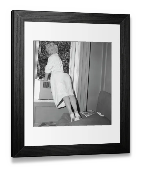 Framed Print : Mariyln Monroe Leaning on Window Sill Framed Print : Mariyln Monroe Leaning on Window Sill