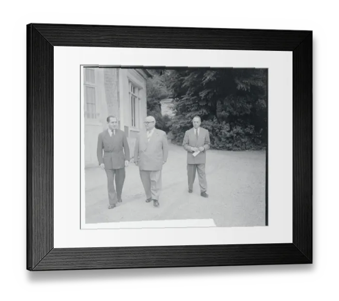 Framed Print : Saar Premier Meets Mendes-France Framed Print : Saar Premier Meets Mendes-France