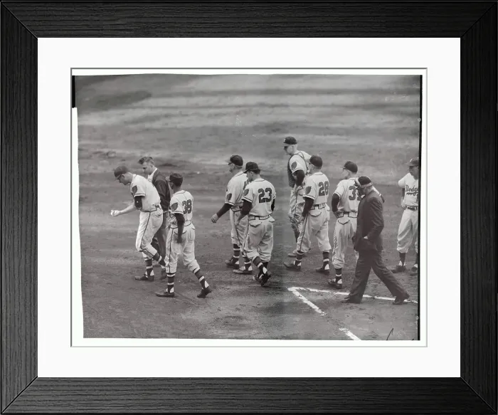 Framed Print : Joe Adcock Walking Off the Field Framed Print : Joe Adcock Walking Off the Field