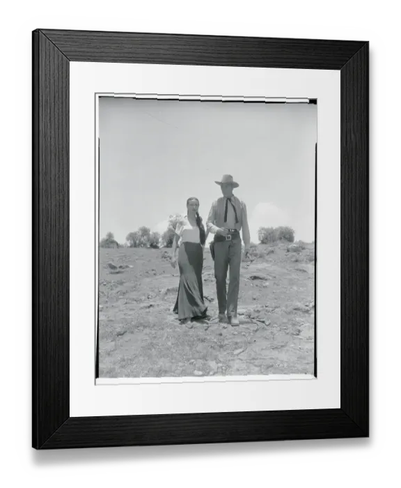 Framed Print : Sarita Montiel and Gary Cooper in Vera Cruz Framed Print : Sarita Montiel and Gary Cooper in Vera Cruz