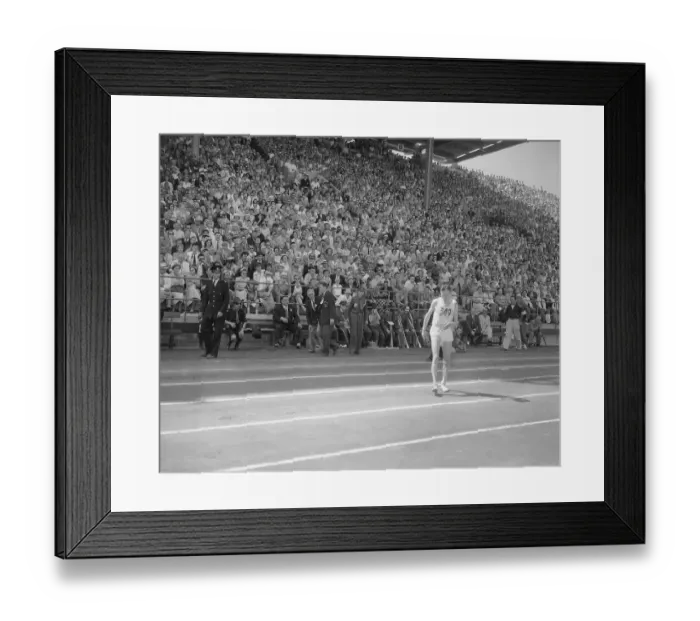 Framed Print : Jim Peters Staggering Towards Finish Line Framed Print : Jim Peters Staggering Towards Finish Line