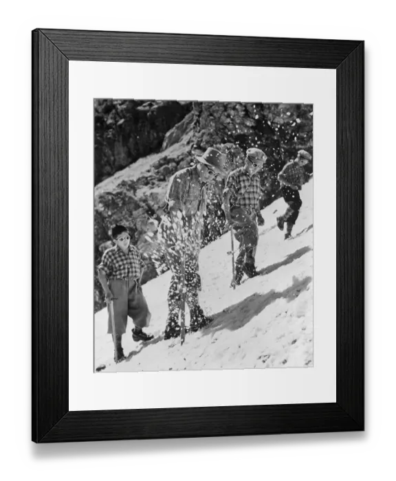 Framed Print : Portrait of Tenzing Norgay Framed Print : Portrait of Tenzing Norgay