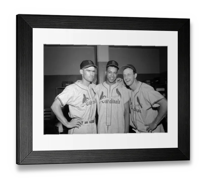 Framed Print : Wally Moon, Brooks Lawrence and Stan Musial in Locker Room