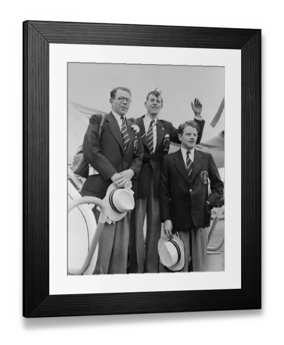 Framed Print : English Running Team