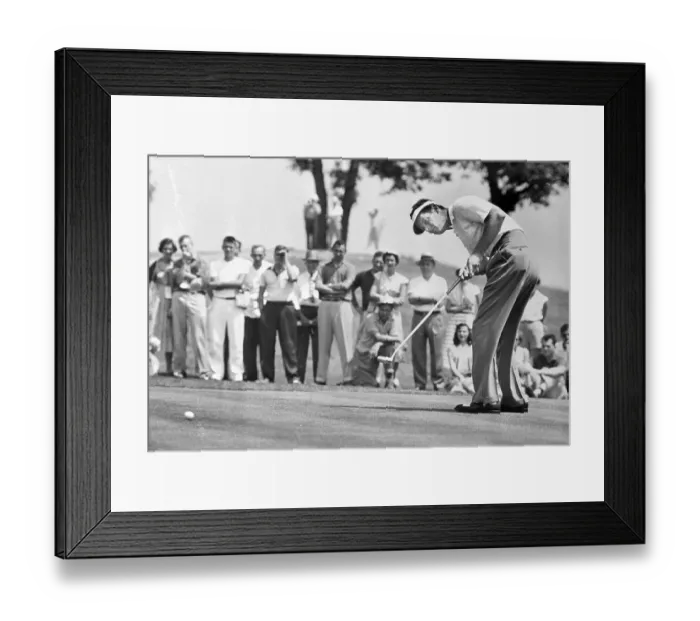 Framed Print : Cary Middlecoff Putting Framed Print : Cary Middlecoff Putting