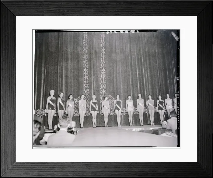 Framed Print : Miss Universe Contestants Framed Print : Miss Universe Contestants