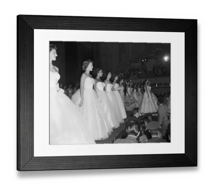 Framed Print : Miss Universe Contestants Framed Print : Miss Universe Contestants