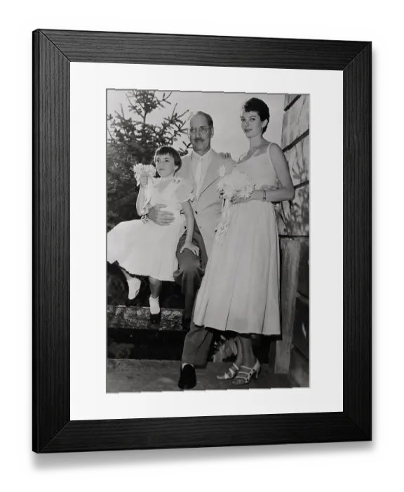 Framed Print : Groucho Marx with Family Framed Print : Groucho Marx with Family