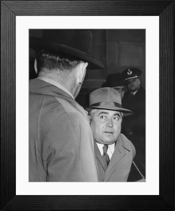 Framed Print : Soviet Diplomat Enters Court;Apprehensiv Framed Print : Soviet Diplomat Enters Court;Apprehensiv