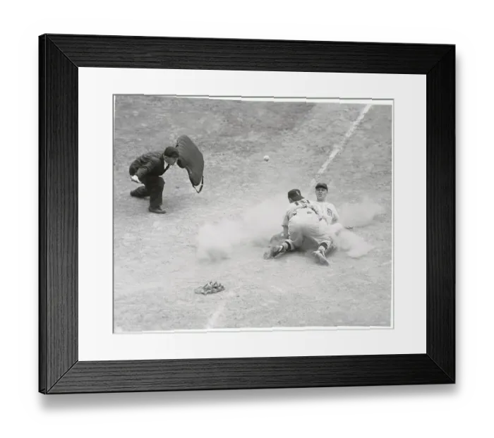 Framed Print : Jim Delsing Scoring Framed Print : Jim Delsing Scoring