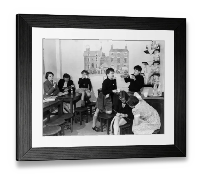 Framed Print : Pub-Minded Citizens