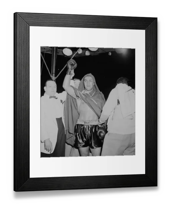 Framed Print : Rocky Marciano W / Arm Raised In Victory Framed Print : Rocky Marciano W / Arm Raised In Victory