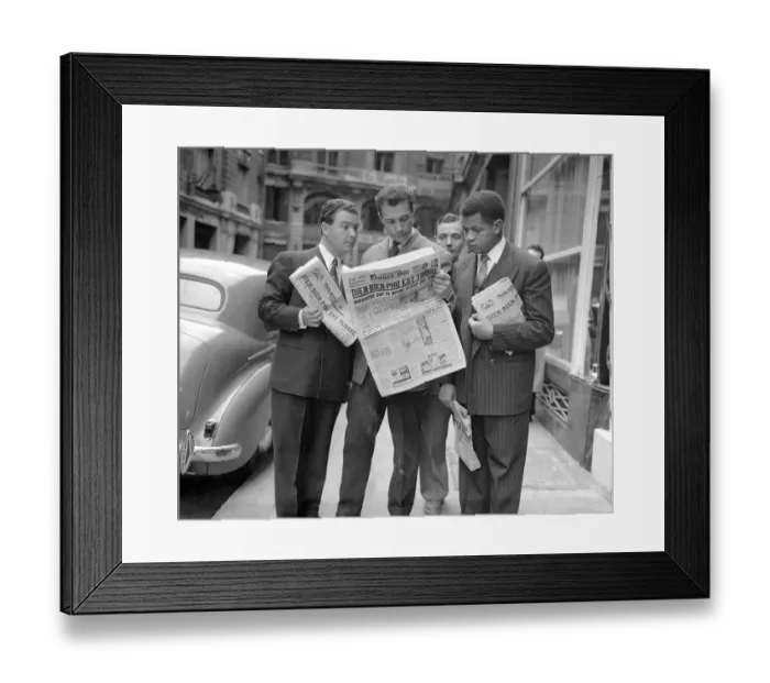 Framed Print : Frenchmen Reading Newspaper Framed Print : Frenchmen Reading Newspaper
