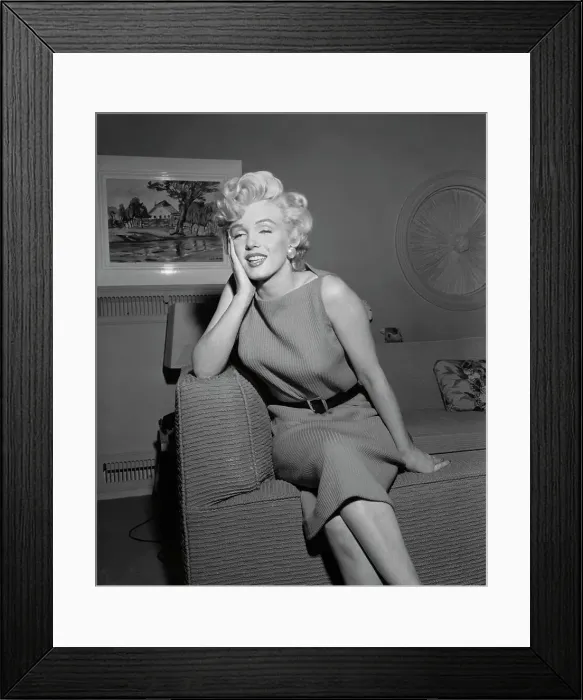 Framed Print : Marilyn Monroe in Dressing Room Framed Print : Marilyn Monroe in Dressing Room
