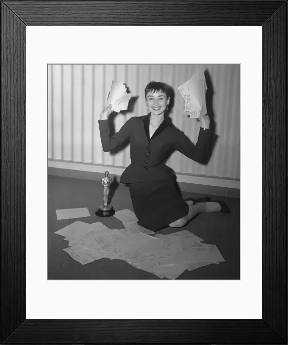 Framed Print : Audrey Hepburn with Oscar and Telegrams
