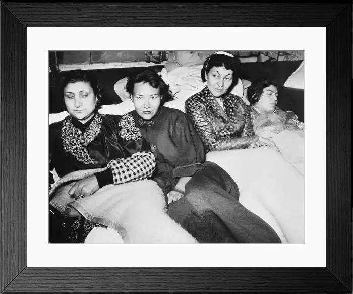 Framed Print : Doria Shafik and Charlotte Weller Lie Down