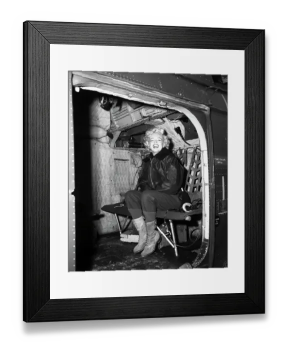 Framed Print : Marilyn Monroe in Korea Framed Print : Marilyn Monroe in Korea