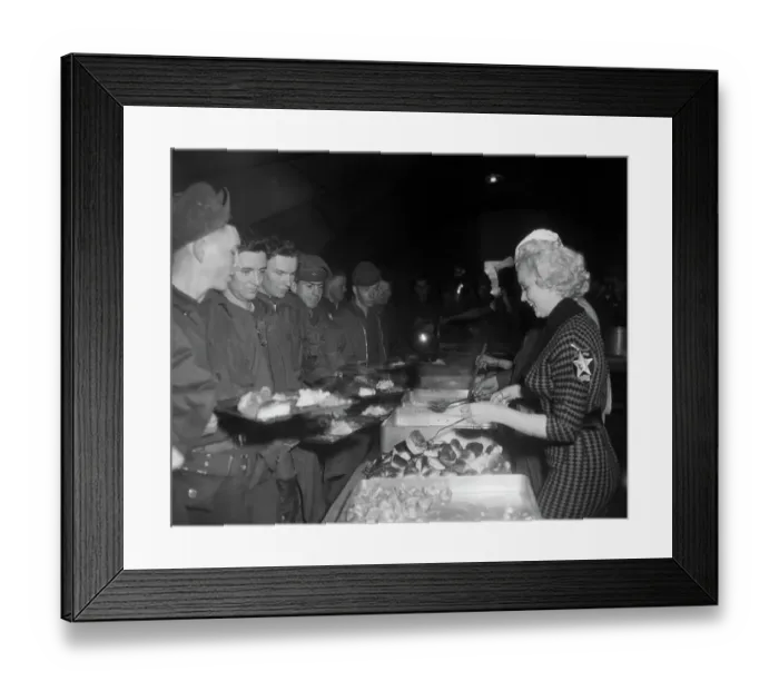 Framed Print : Marilyn Monroe Serving GIs Framed Print : Marilyn Monroe Serving GIs