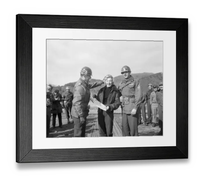 Framed Print : Marilyn Monroe and Her MP Framed Print : Marilyn Monroe and Her MP