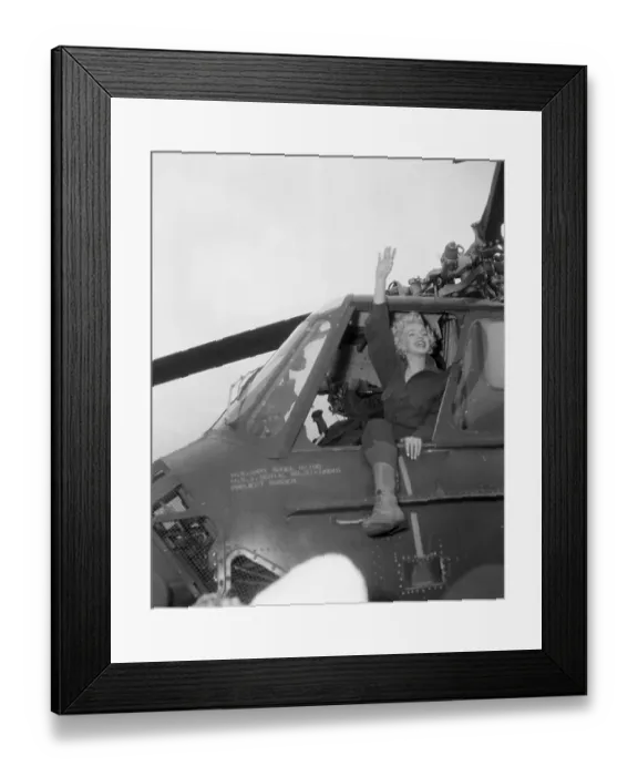 Framed Print : Marilyn Monroe Waves to GI's from Copter Framed Print : Marilyn Monroe Waves to GI's from Copter