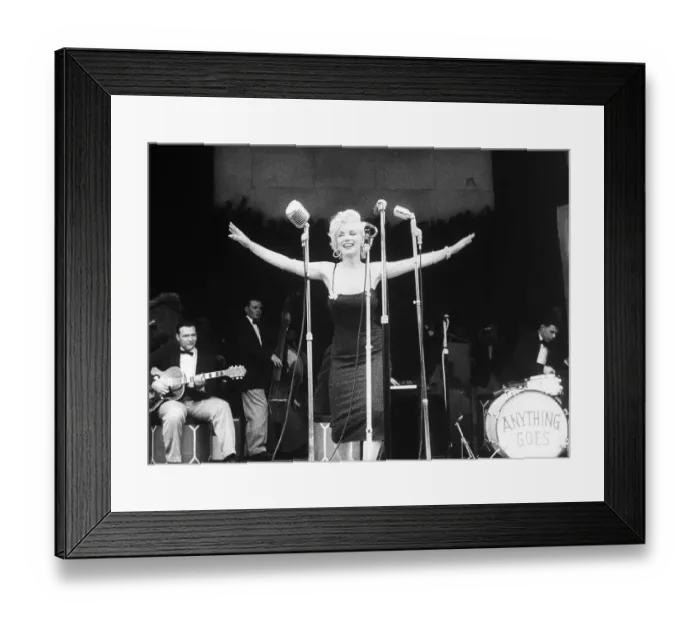 Framed Print : Marilyn Monroe Entertains Korean Troops Framed Print : Marilyn Monroe Entertains Korean Troops