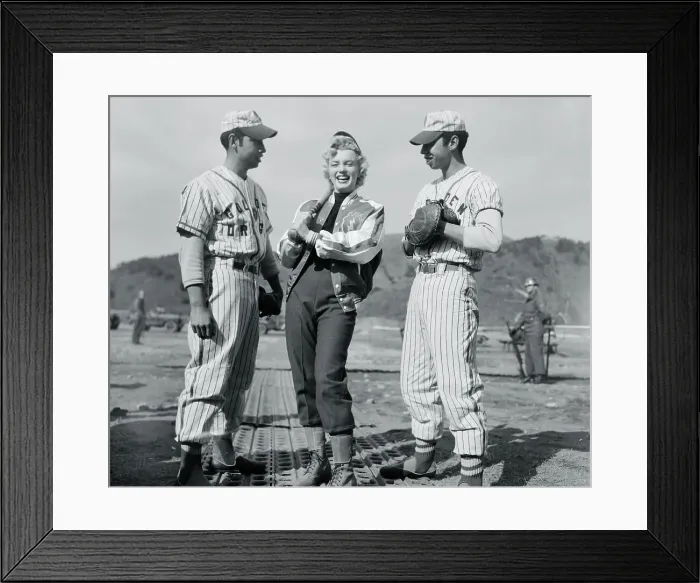 Framed Print : Marilyn with Korean Baseball Players Framed Print : Marilyn with Korean Baseball Players