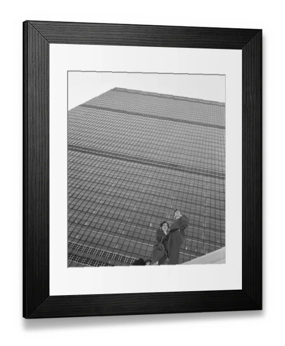 Framed Print : Sir Edmund Hillary with Wife Framed Print : Sir Edmund Hillary with Wife