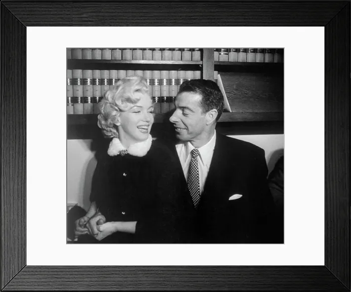 Framed Print : Marilyn Monroe and Joe DiMaggio Smiling Framed Print : Marilyn Monroe and Joe DiMaggio Smiling