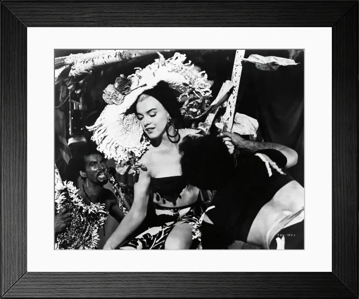 Framed Print : Marilyn Monroe Performing Heat Wave Framed Print : Marilyn Monroe Performing Heat Wave