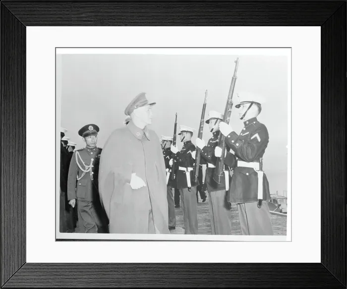 Framed Print : Chiang Kai-Shek Observing United States Soldiers Framed Print : Chiang Kai-Shek Observing United States Soldiers