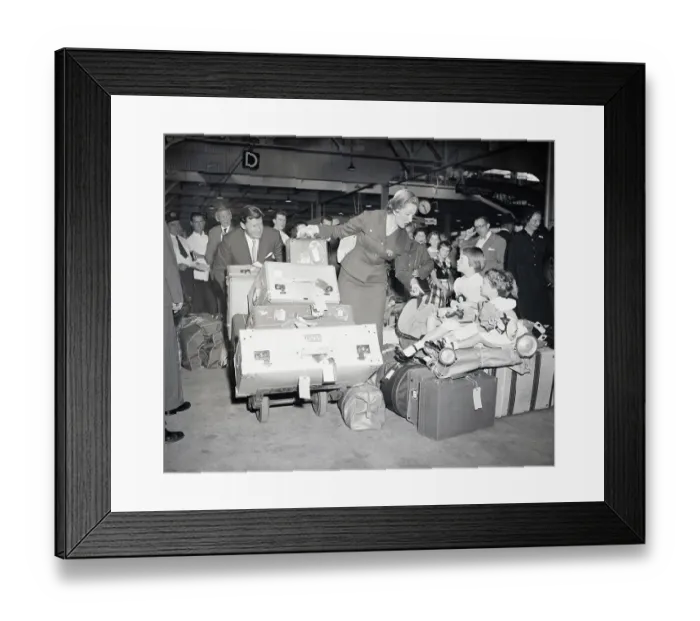 Framed Print : Deborah Kerr Standing with Children
