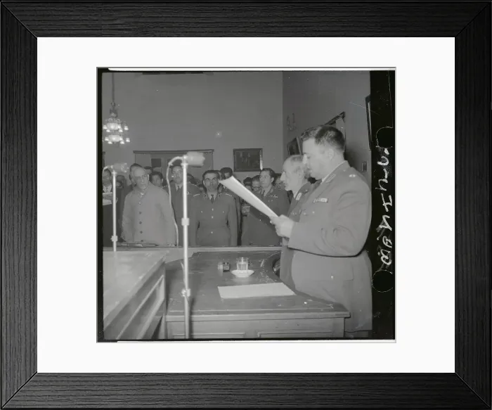 Framed Print : Mohammed Mossadegh in Court Framed Print : Mohammed Mossadegh in Court