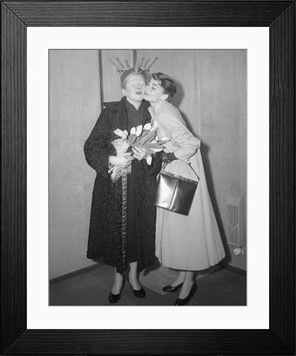 Framed Print : Audrey Hepburn Greeting Her Mother Framed Print : Audrey Hepburn Greeting Her Mother