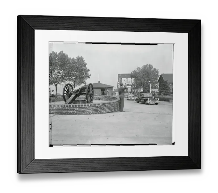 Framed Print : Robert Elkon Saluting Mark Clark Framed Print : Robert Elkon Saluting Mark Clark