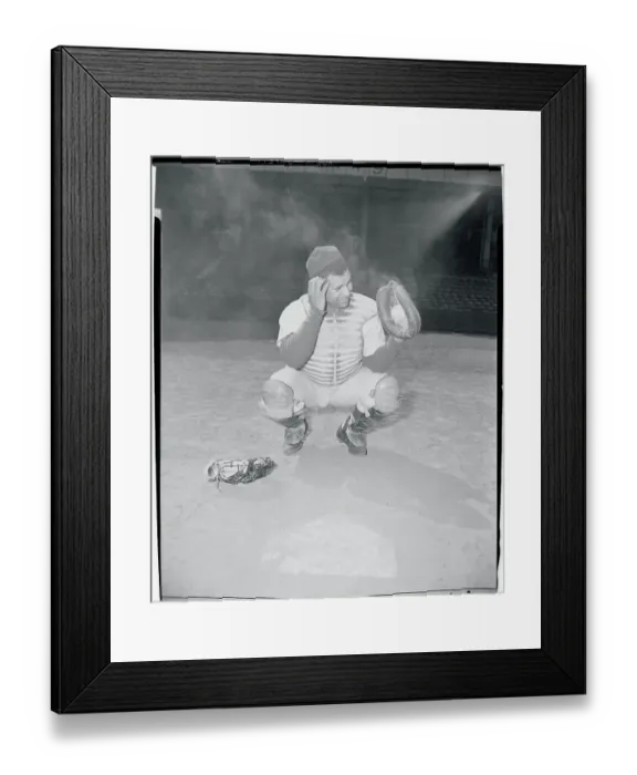 Framed Print : Roy Campanella with Ball in the Mitt