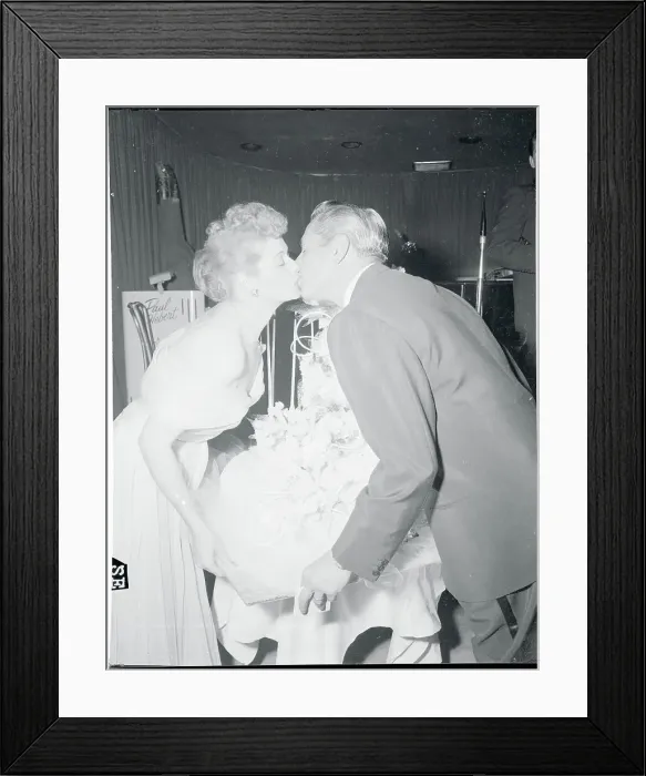 Framed Print : Lucille Ball and Desi Arnaz Framed Print : Lucille Ball and Desi Arnaz