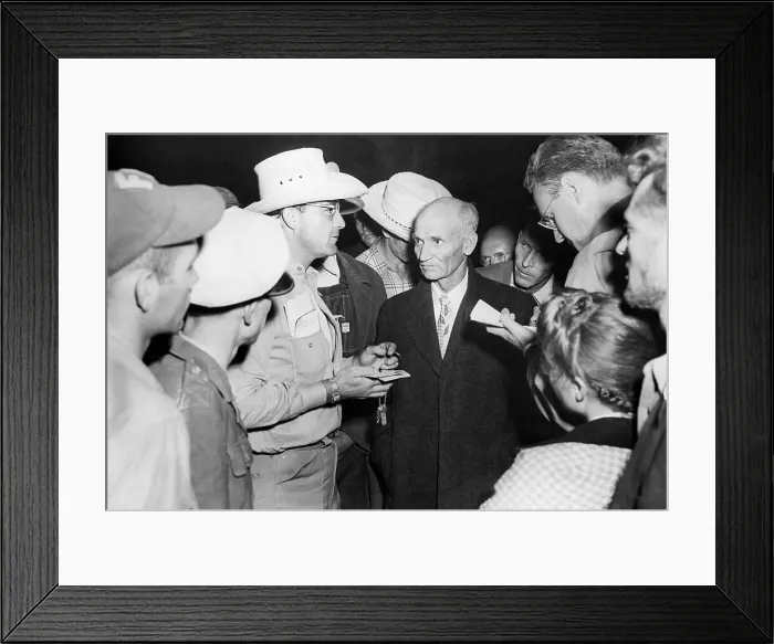Framed Print : Polygamist Leroy Johnson Surrounded by Reporters