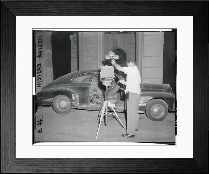 Framed Print : Decomposed Body In Backseat Of Car