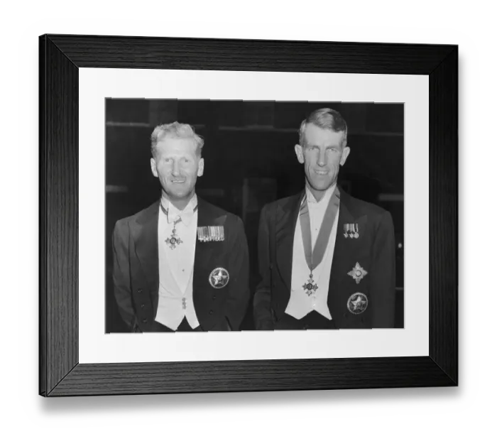 Framed Print : Elizabeth Knights Everest Heroes Framed Print : Elizabeth Knights Everest Heroes