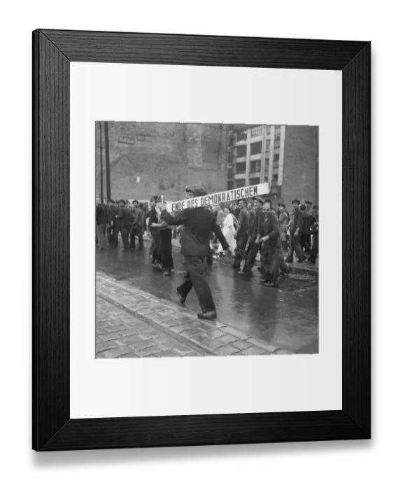 Framed Print : Pro-Democracy Demonstration In Berlin Framed Print : Pro-Democracy Demonstration In Berlin