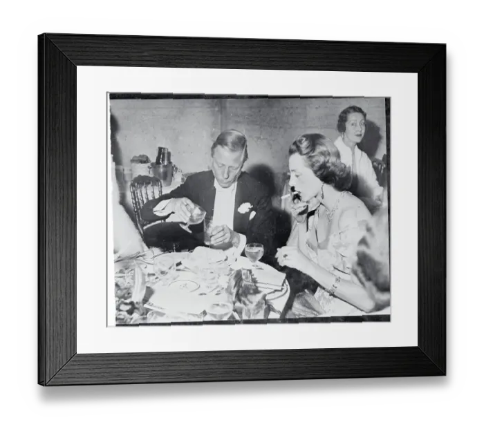Framed Print : Duke of Windsor & La Barronnede Cabrol Framed Print : Duke of Windsor & La Barronnede Cabrol