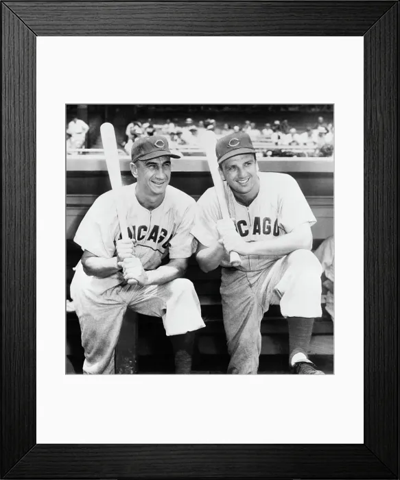 Framed Print : Ralph Kiner And Hank Sauer Talking Framed Print : Ralph Kiner And Hank Sauer Talking