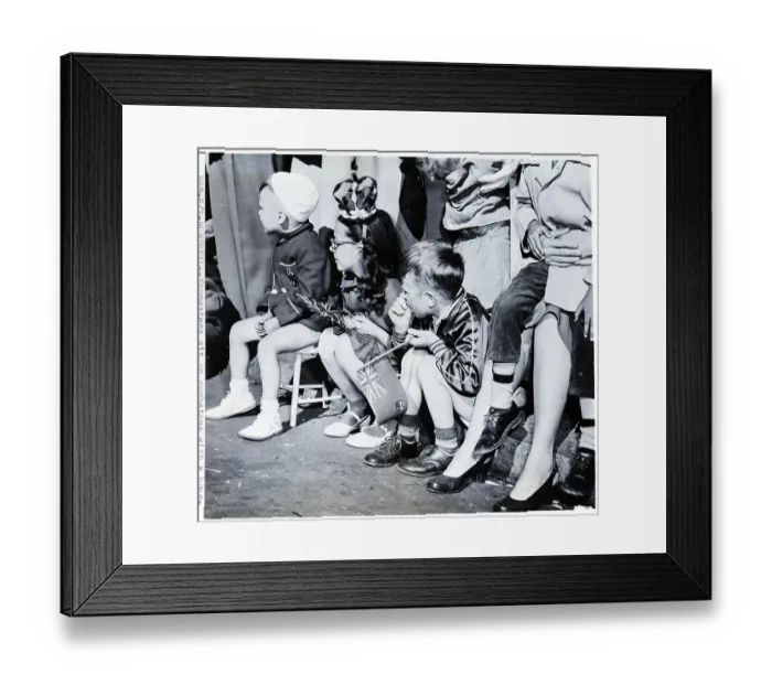 Framed Print : Canadian Youngsters Watch Parade Framed Print : Canadian Youngsters Watch Parade