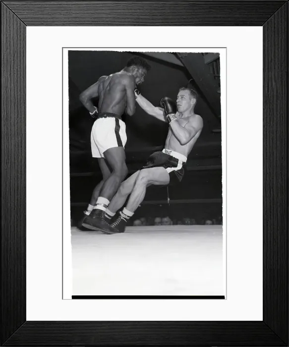 Framed Print : Gordon Wallace Falls Before Floyd Patterson