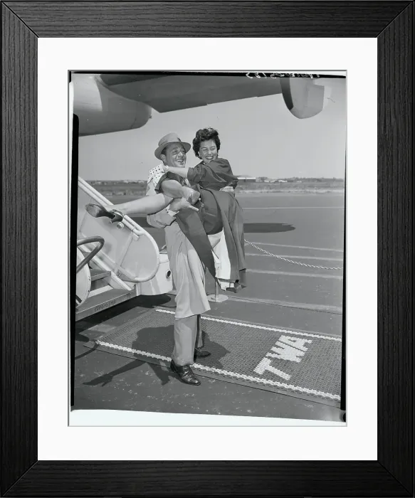 Framed Print : Tony Martin Holding Cyd Charisse Framed Print : Tony Martin Holding Cyd Charisse