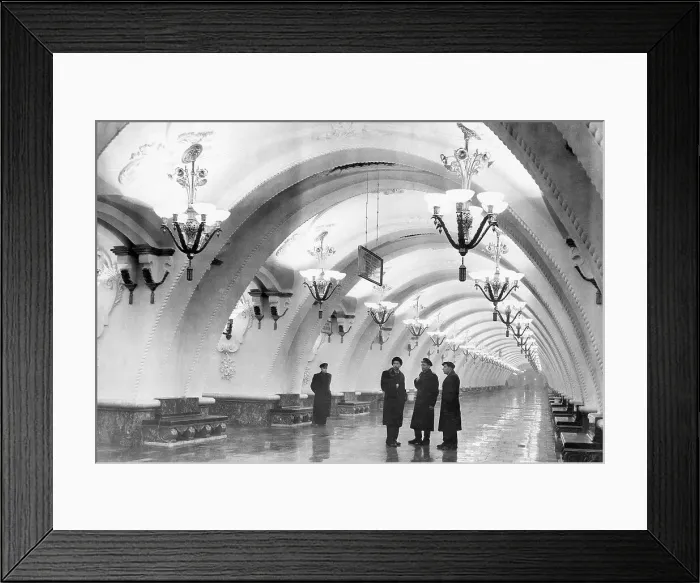 Framed Print : Lavish Interior of Moscow Subway Station Framed Print : Lavish Interior of Moscow Subway Station