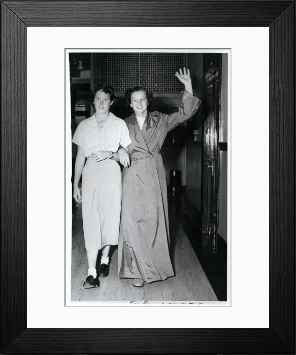 Framed Print : Babe Didrikson Walking with Betty Dodd Framed Print : Babe Didrikson Walking with Betty Dodd