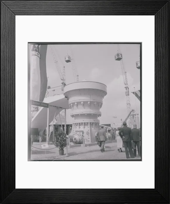 Framed Print : Stone Crushing Machine Framed Print : Stone Crushing Machine