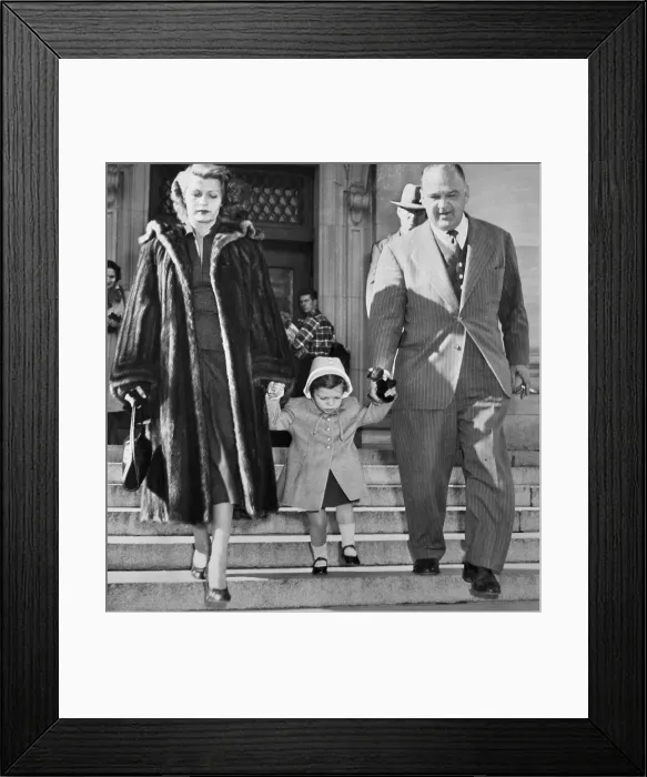Framed Print : Rita Hayworth and Her Daughter Framed Print : Rita Hayworth and Her Daughter